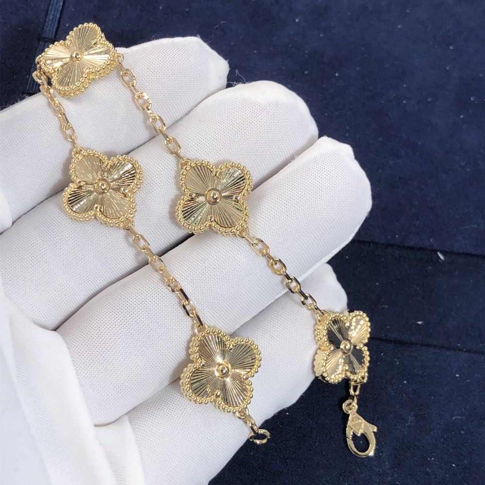 Premium Quality Clover Bracelet